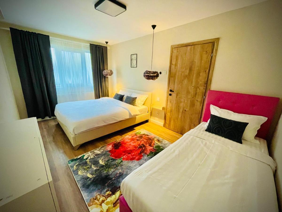 Best Place To Stay-Self Check In-24H Resita Bagian luar foto