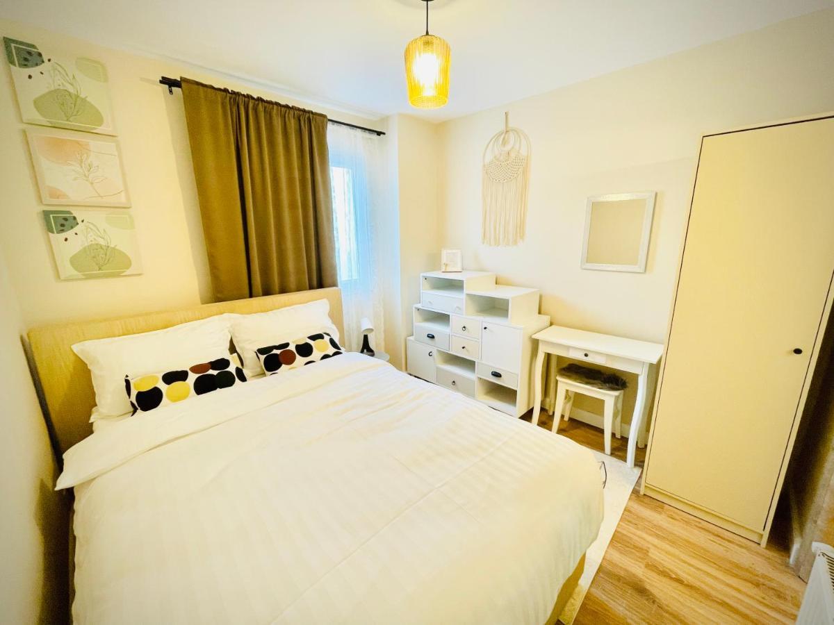 Best Place To Stay-Self Check In-24H Resita Bagian luar foto