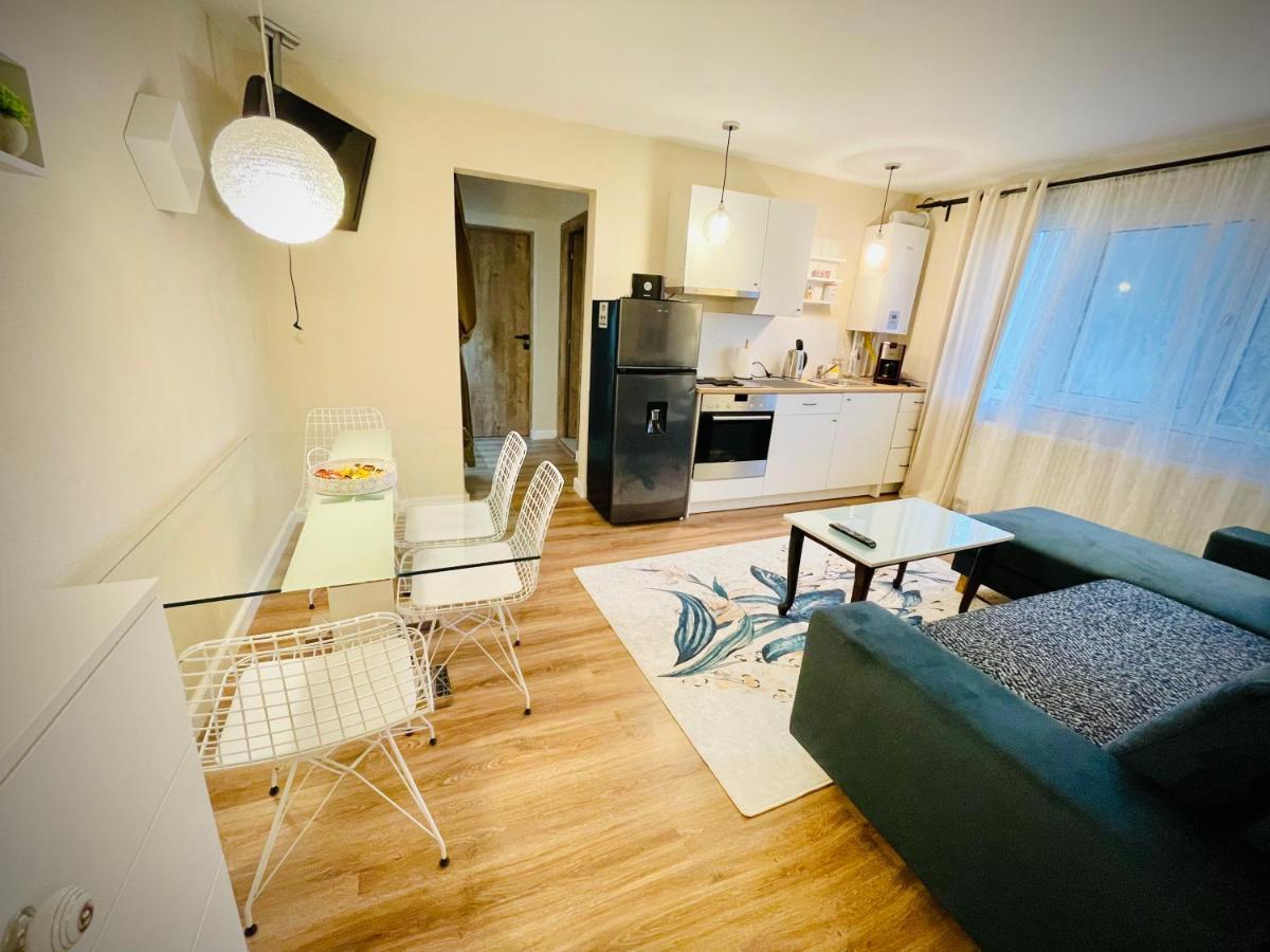 Best Place To Stay-Self Check In-24H Resita Bagian luar foto